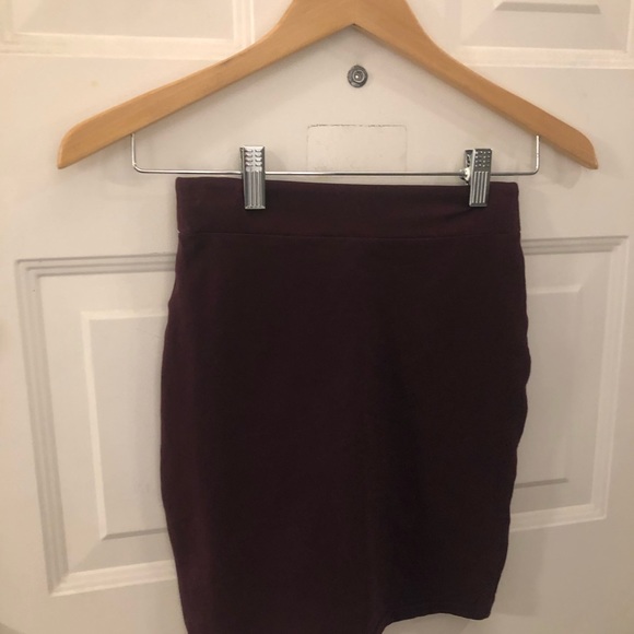 🖤3/$30 Talula/Aritzia Mini Skirt 🖤 - Picture 2 of 5